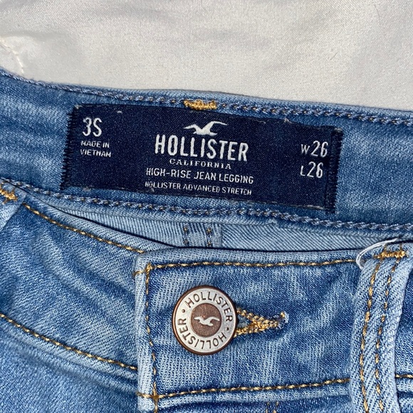 Hollister high rise ripped jeans 3 light blue - Picture 2 of 5
